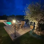 Clos Cesar, Maison De Charme Renovee Βίλα Lauturie