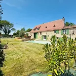 Clos Cesar, Maison De Charme Renovee