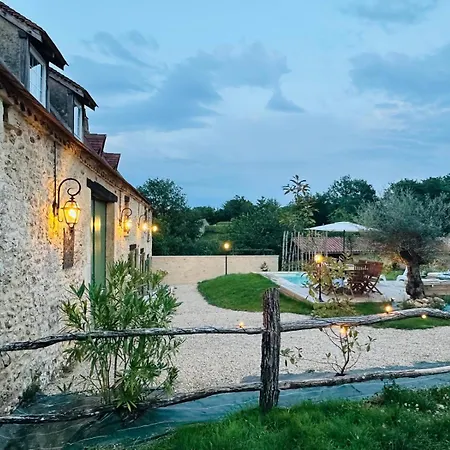 Clos Cesar, Maison De Charme Renovee *