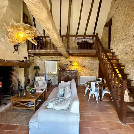 Βίλα Clos Cesar, Maison De Charme Renovee Lauturie