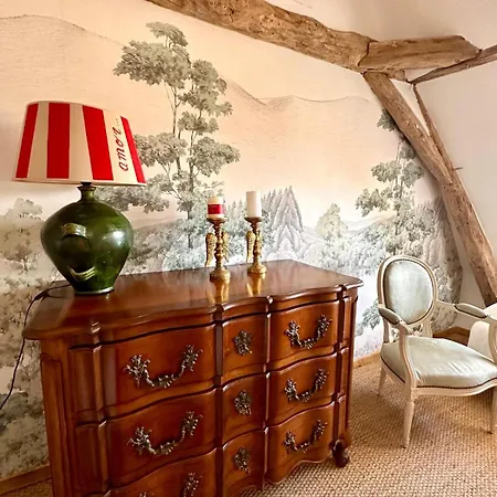 Clos Cesar, Maison De Charme Renovee
