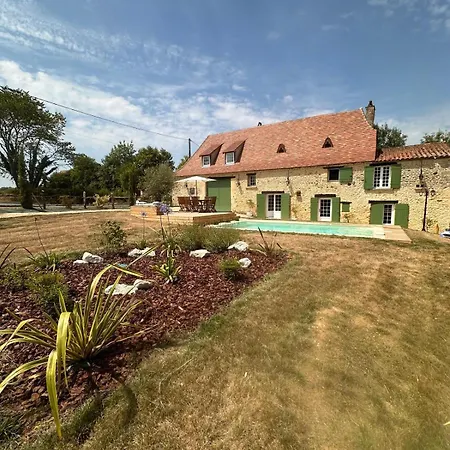 Clos Cesar, Maison De Charme Renovee Lauturie